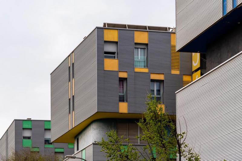 Bardage &agrave; Bellebrune : bois ou m&eacute;tal, comment bien choisir ?